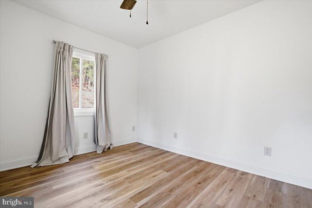 563 PENSYL CREEK RD, Stroudsburg, PA 18360