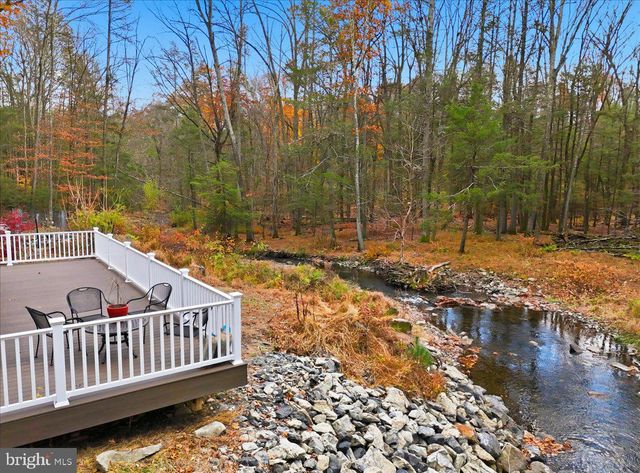 563 PENSYL CREEK RD, Stroudsburg, PA 18360