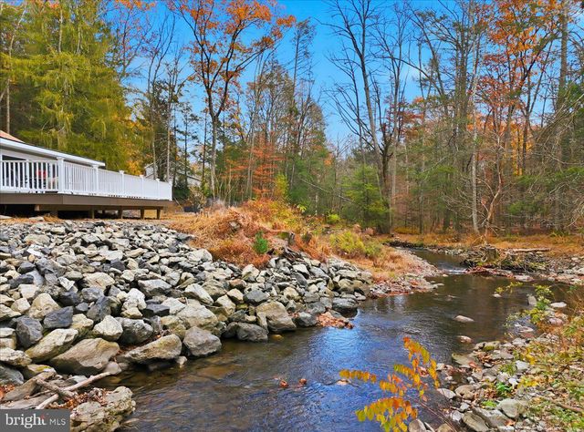 563 PENSYL CREEK RD, Stroudsburg, PA 18360