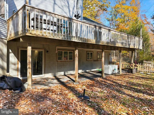 563 PENSYL CREEK RD, Stroudsburg, PA 18360