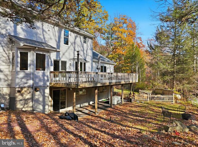 563 PENSYL CREEK RD, Stroudsburg, PA 18360