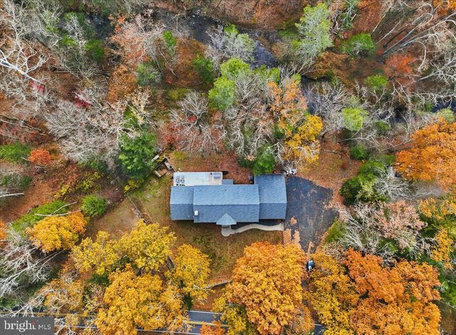 563 PENSYL CREEK RD, Stroudsburg, PA 18360