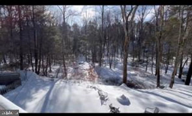 563 PENSYL CREEK RD, Stroudsburg, PA 18360