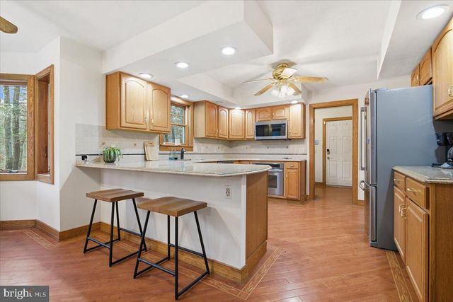 563 PENSYL CREEK RD, Stroudsburg, PA 18360