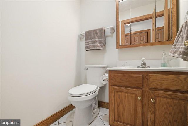 563 PENSYL CREEK RD, Stroudsburg, PA 18360