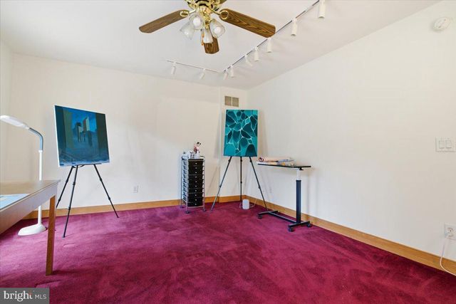 563 PENSYL CREEK RD, Stroudsburg, PA 18360