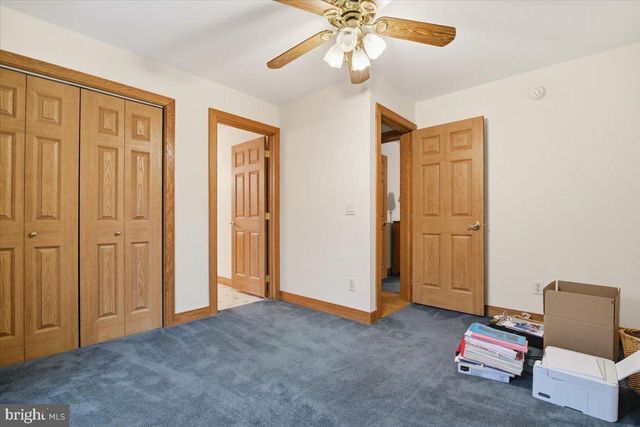 563 PENSYL CREEK RD, Stroudsburg, PA 18360