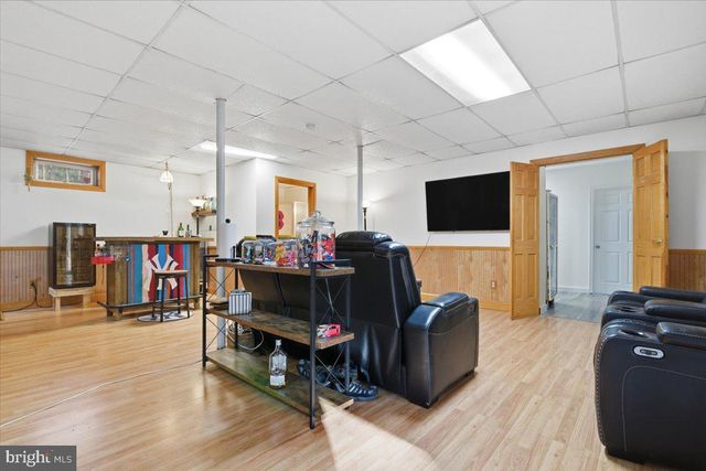 563 PENSYL CREEK RD, Stroudsburg, PA 18360