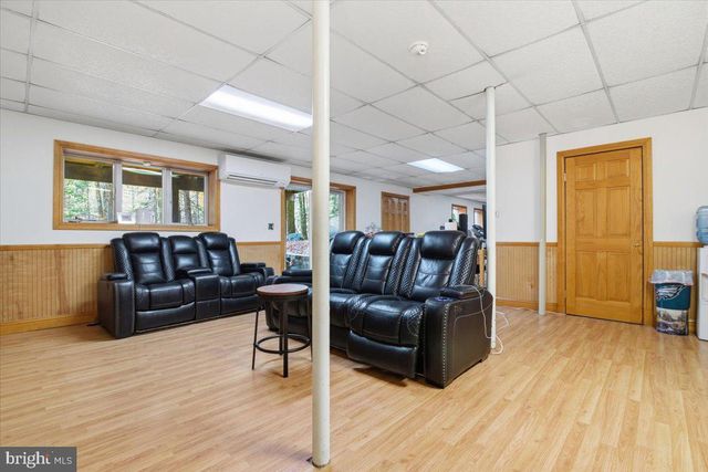 563 PENSYL CREEK RD, Stroudsburg, PA 18360