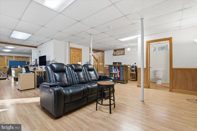 563 PENSYL CREEK RD, Stroudsburg, PA 18360