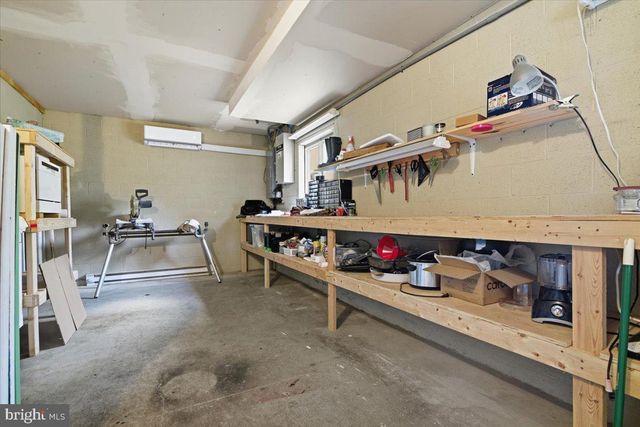 563 PENSYL CREEK RD, Stroudsburg, PA 18360