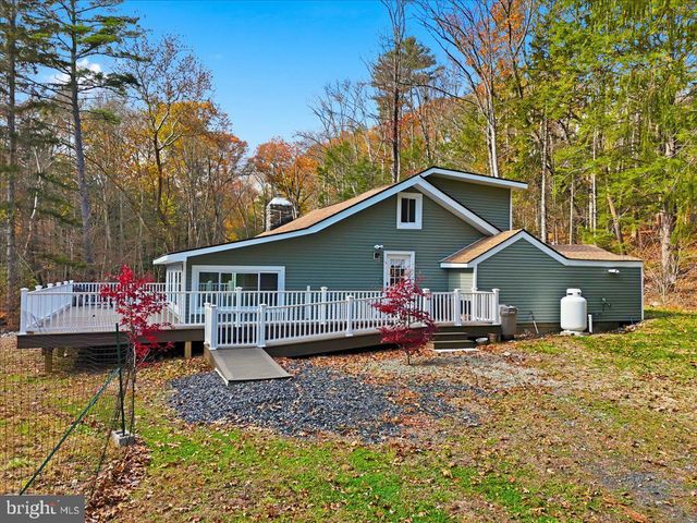 563 PENSYL CREEK RD, Stroudsburg, PA 18360
