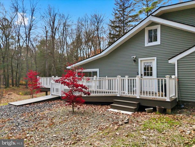563 PENSYL CREEK RD, Stroudsburg, PA 18360