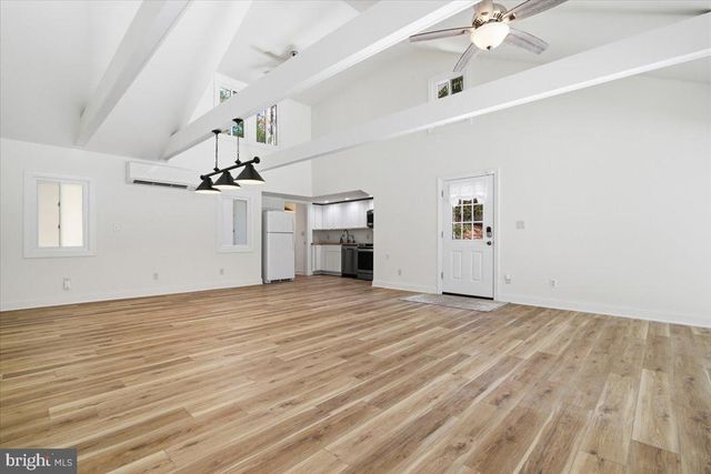 563 PENSYL CREEK RD, Stroudsburg, PA 18360