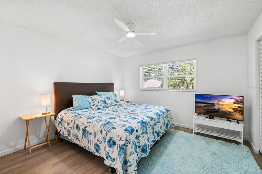 Image 11 of property listing at 2727 75TH STREET W 9A12, Bradenton, FL 34209