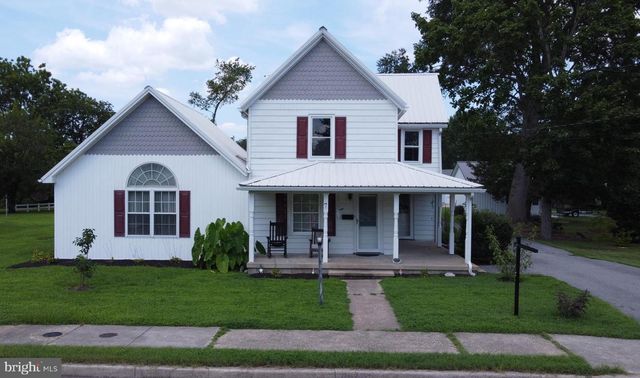7 W CLARKE AVE, Milford, DE 19963