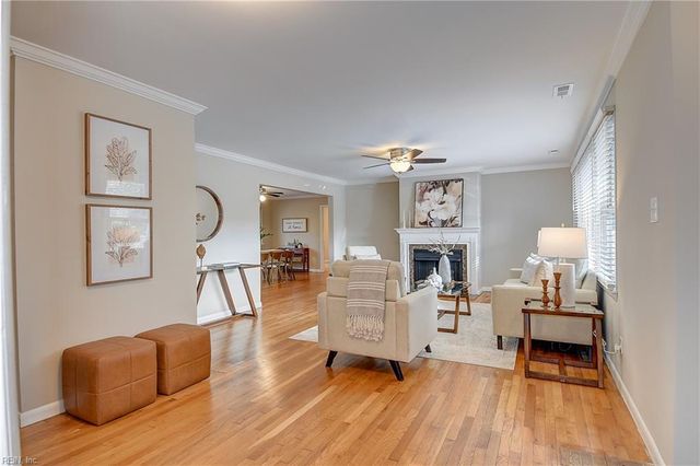 2385 S Wolfsnare DR, Virginia Beach, VA 23454