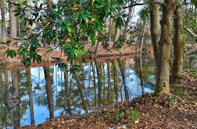 2385 S Wolfsnare DR, Virginia Beach, VA 23454