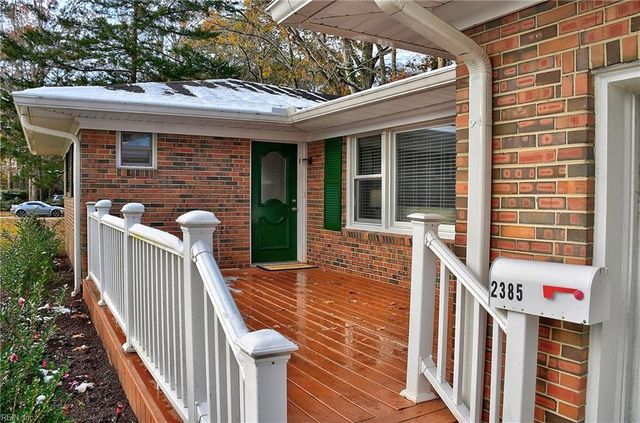 2385 S Wolfsnare DR, Virginia Beach, VA 23454