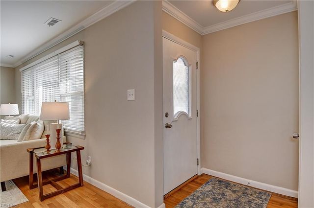 2385 S Wolfsnare DR, Virginia Beach, VA 23454