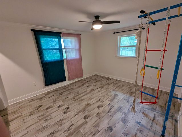 658 Lakeview Dr, Denham Springs, LA 70726