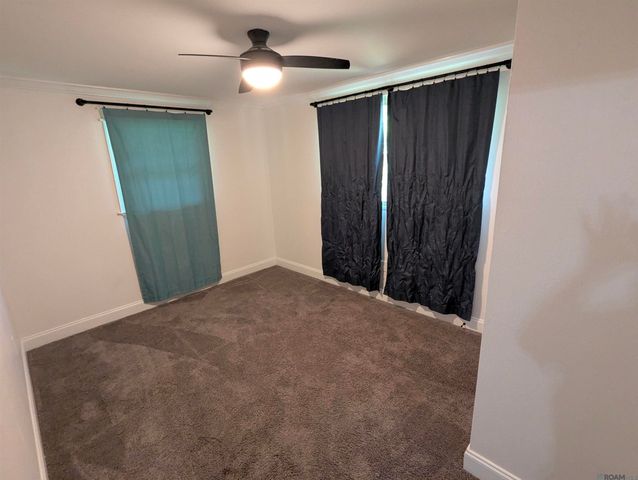 658 Lakeview Dr, Denham Springs, LA 70726