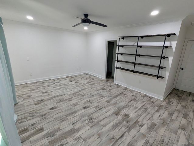 658 Lakeview Dr, Denham Springs, LA 70726