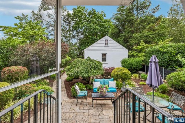 293 Euclid Avenue, Hackensack, NJ 07601