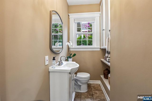 293 Euclid Avenue, Hackensack, NJ 07601