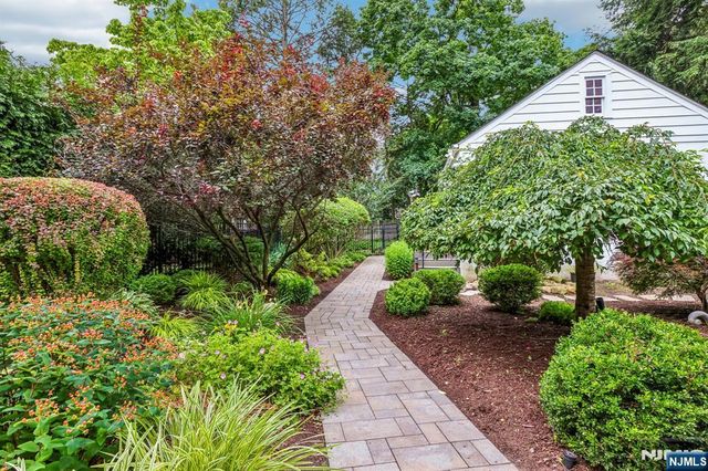 293 Euclid Avenue, Hackensack, NJ 07601