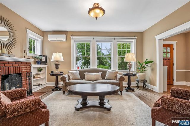293 Euclid Avenue, Hackensack, NJ 07601