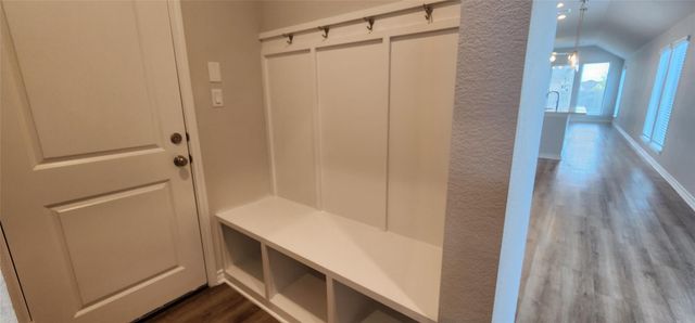 425 Mira Mesa DR, Liberty Hill, TX 78642