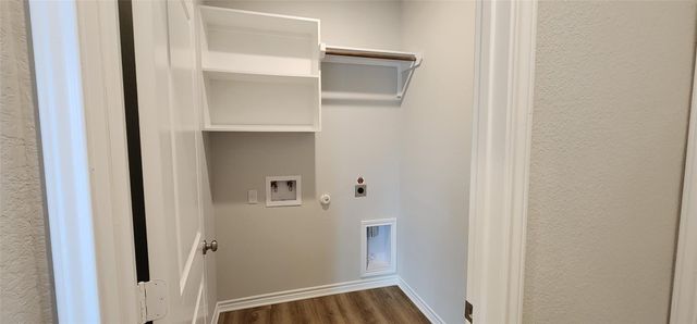 425 Mira Mesa DR, Liberty Hill, TX 78642