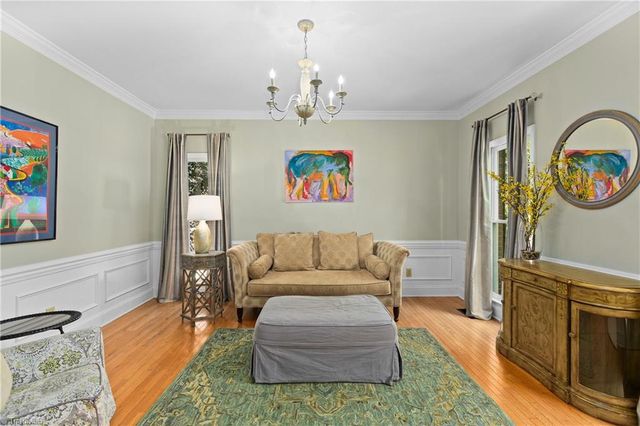 3210 Peninsula Drive, Jamestown, NC 27282