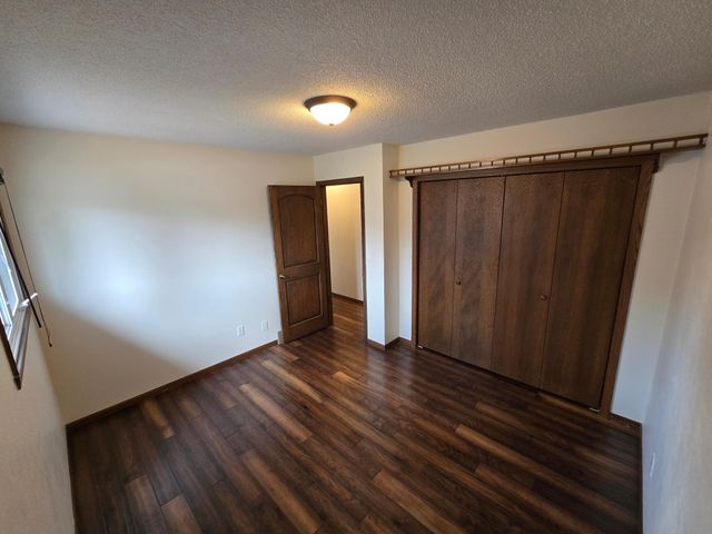 1831 Prairie Lane S, Fargo, ND 58103