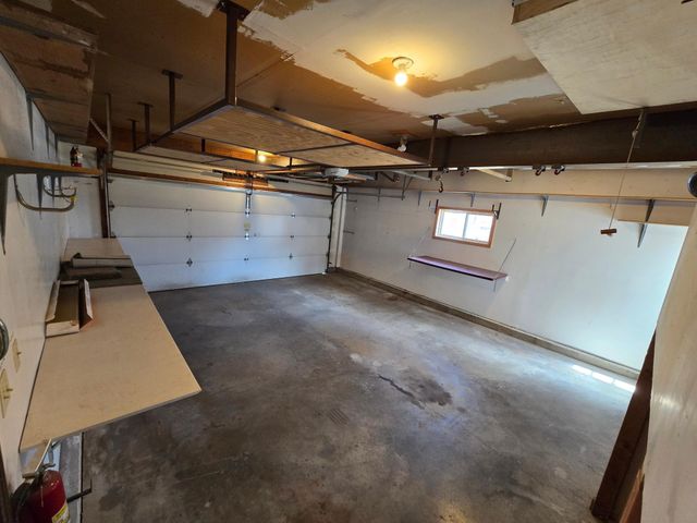 1831 Prairie Lane S, Fargo, ND 58103