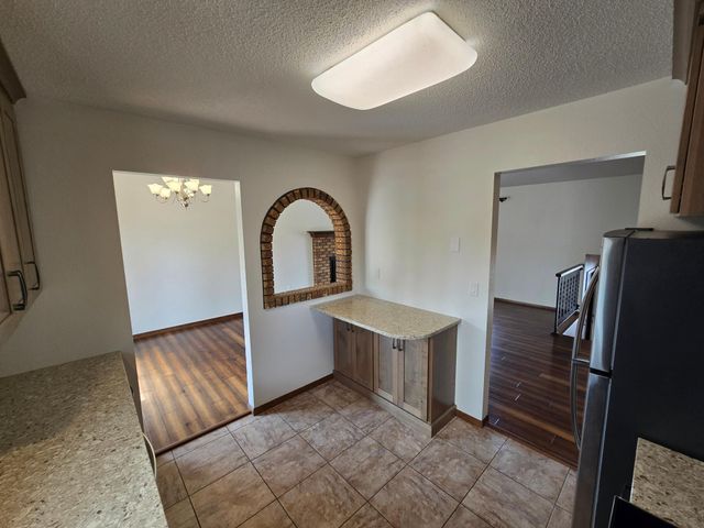 1831 Prairie Lane S, Fargo, ND 58103