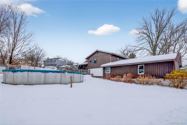 100 Watch Hill Drive, Fishkill, NY 12524