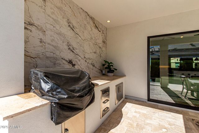 11095 N FOLSOM Street, Surprise, AZ 85388