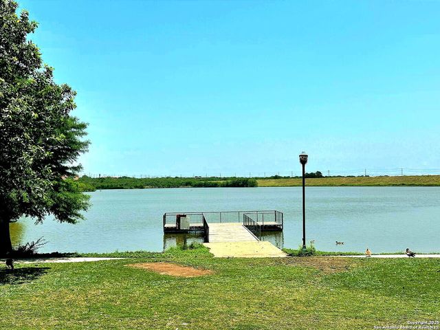7914 Forest Cabin, Live Oak, TX 78233