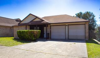 7914 Forest Cabin, Live Oak, TX 78233