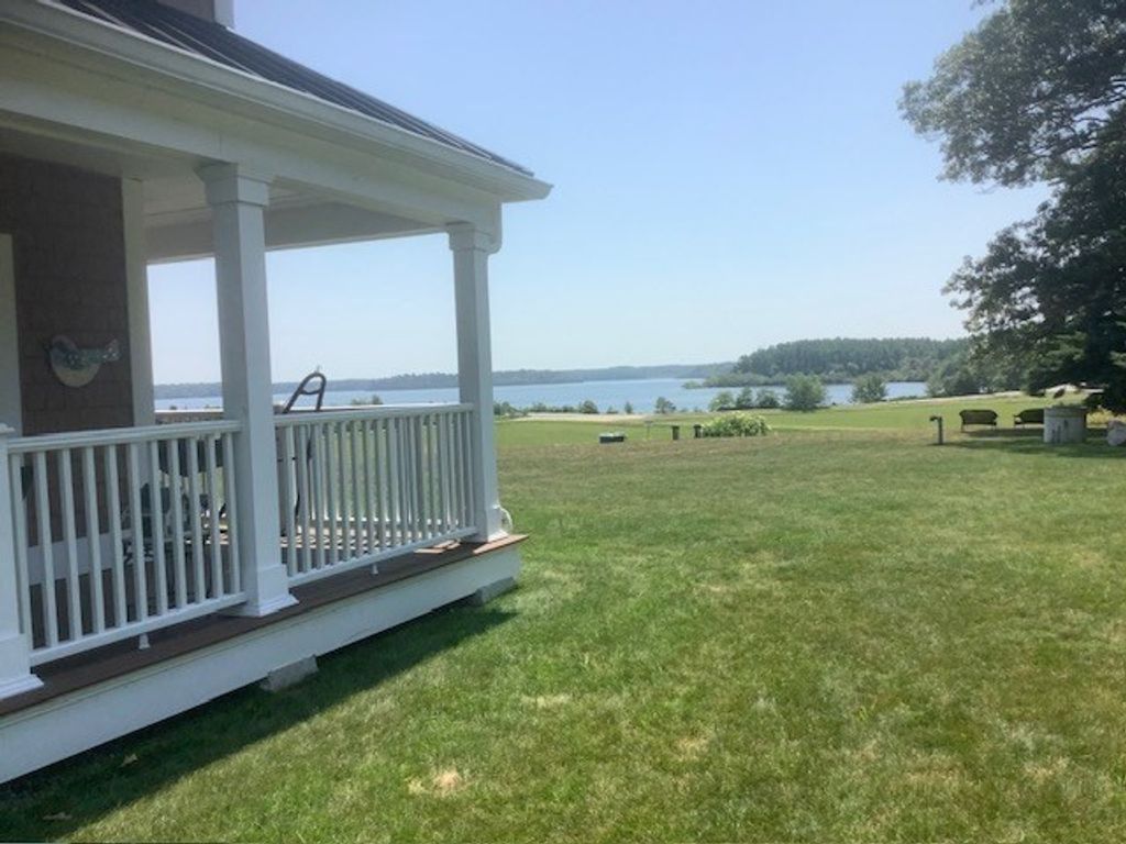 57 Long Point Rd 101, Lakeville, MA 02347