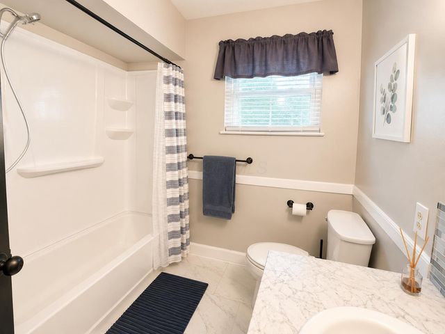 209 Currier Drive, Columbus, OH 43207