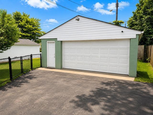 209 Currier Drive, Columbus, OH 43207