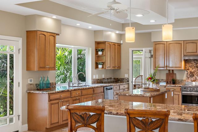 20 Kapuaimilia Pl, Haiku, HI 96708