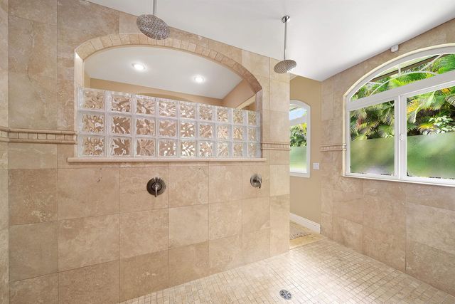 20 Kapuaimilia Pl, Haiku, HI 96708