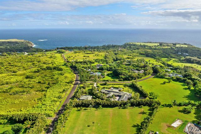 20 Kapuaimilia Pl, Haiku, HI 96708