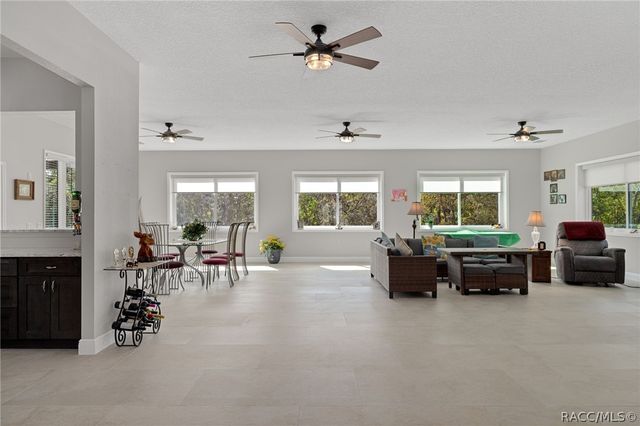 4999 N Tee Pee Drive, Beverly Hills, FL 34465