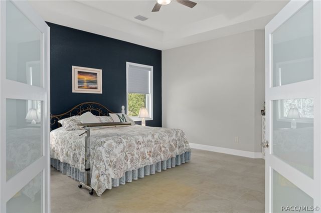 4999 N Tee Pee Drive, Beverly Hills, FL 34465
