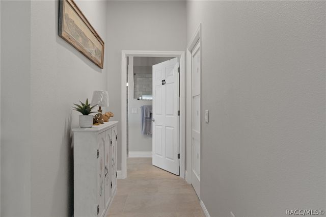4999 N Tee Pee Drive, Beverly Hills, FL 34465